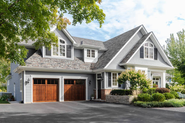 Best Roof Moss and Algae Removal  in West Mountain, UT
